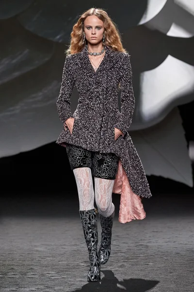 Look 31